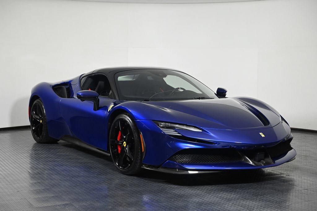Used 2025 Ferrari SF90 Spider AWD/4WD image 11