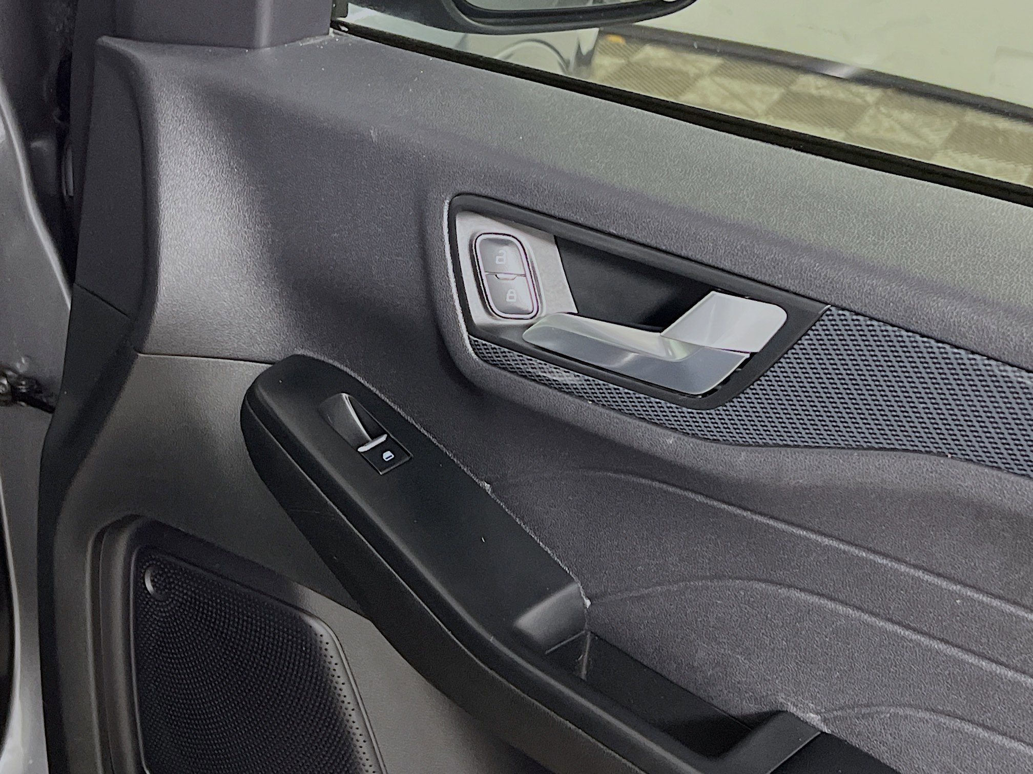 Used 2023 Ford Escape ST-Line image 32