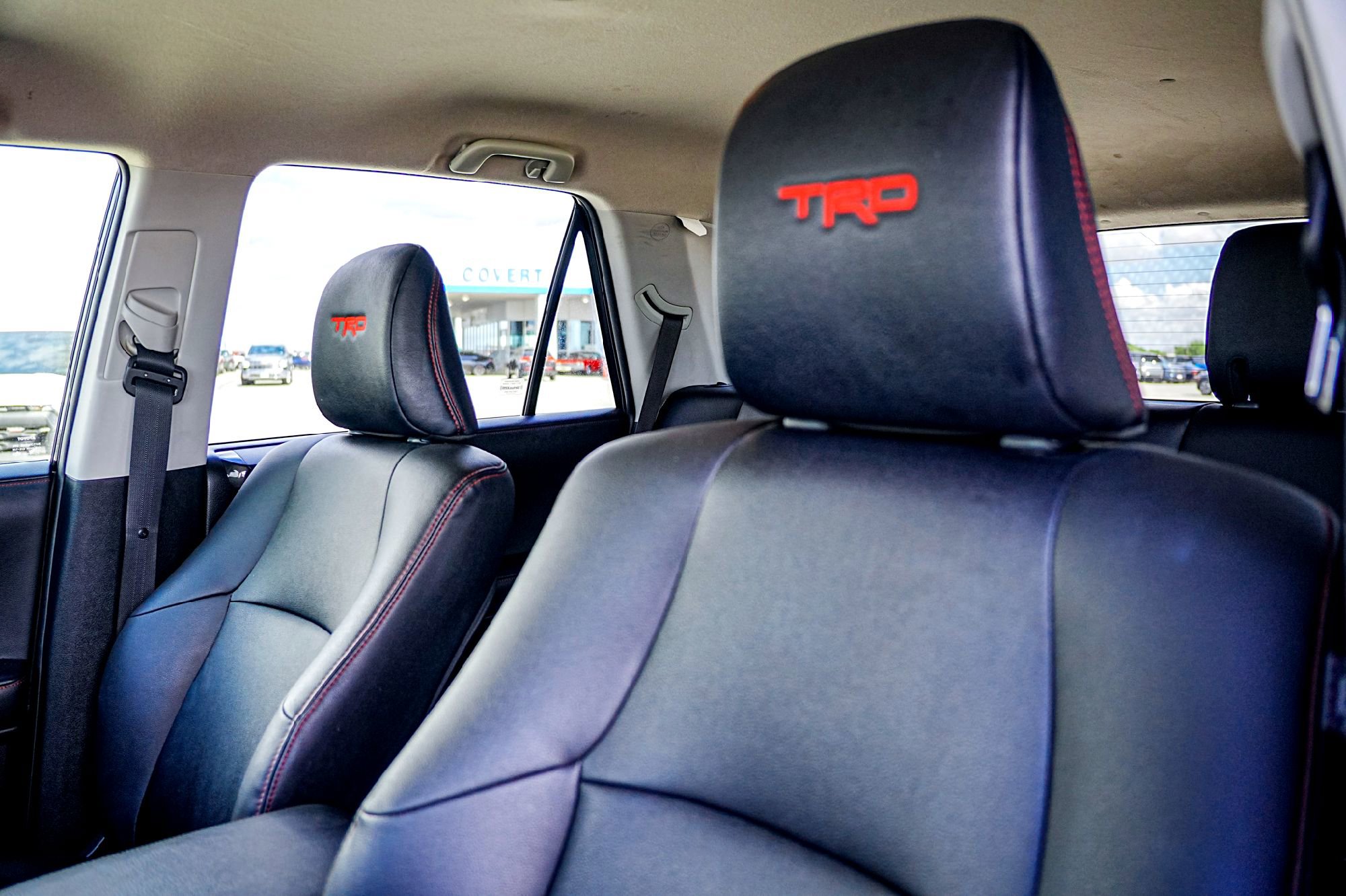 Used 2024 Toyota 4Runner TRD Off-Road Premium image 12