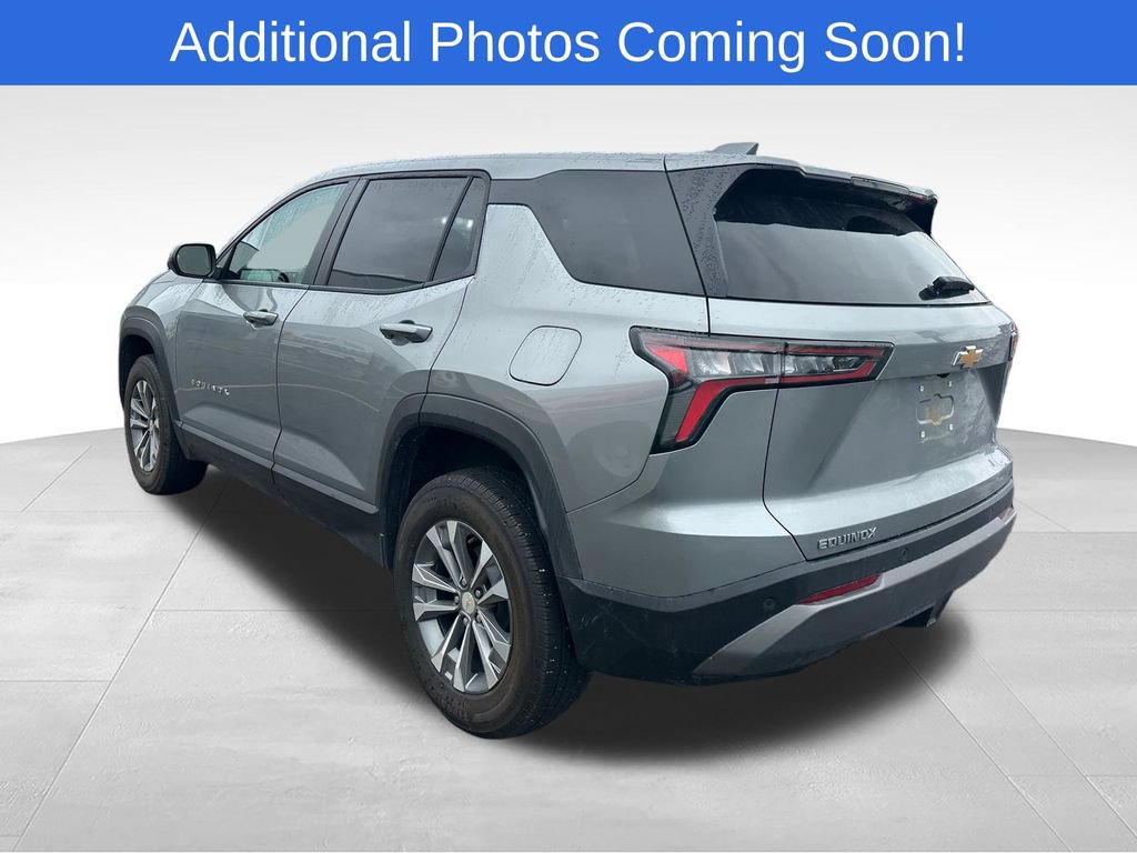 Used 2025 Chevrolet Equinox LT FWD image 5