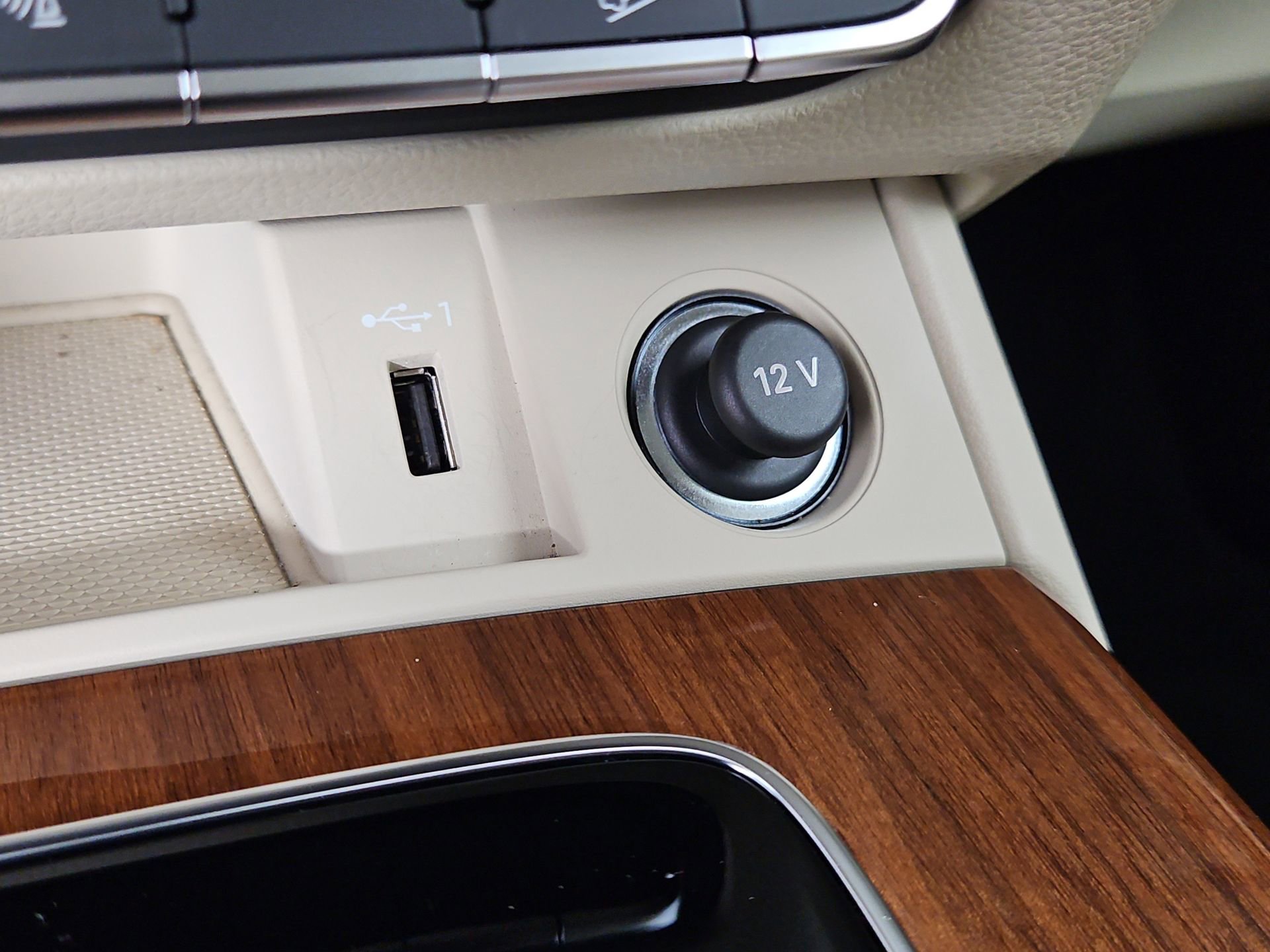 Certified 2023 Audi Q5 2.0T Premium Plus w/ Premium Plus Package image 38