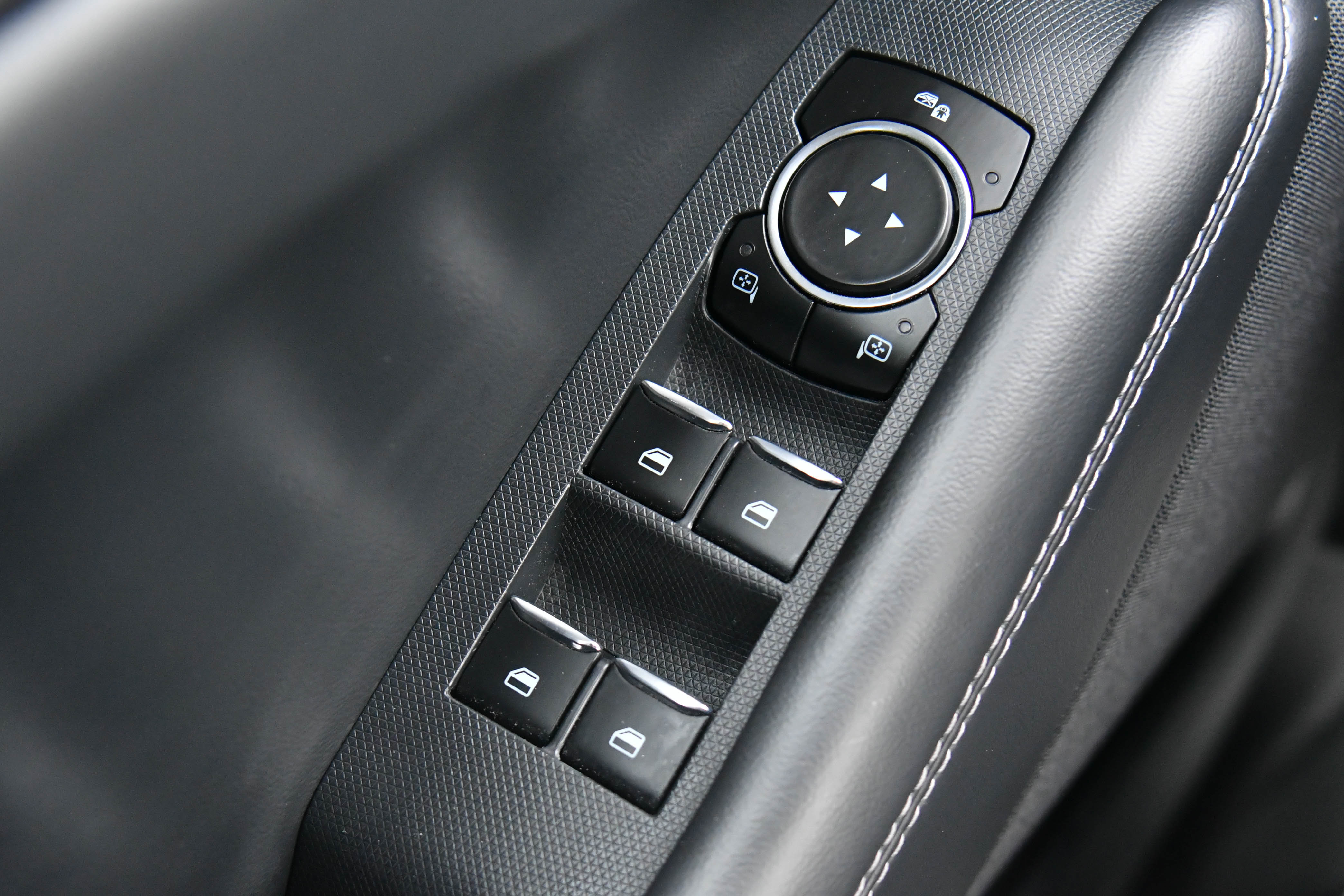 Used 2023 Ford Mustang Mach-E Select image 37