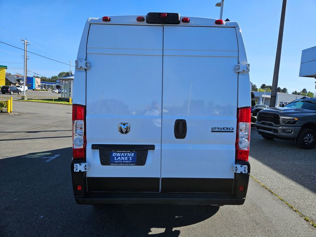 Used 2024 RAM ProMaster 2500 w/ Convenience Group FWD image 4
