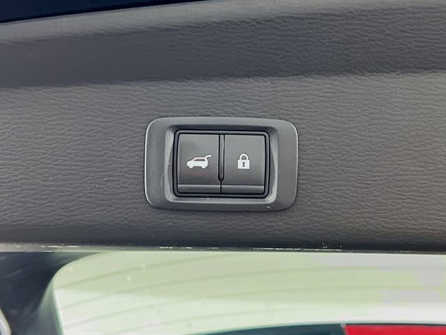 Used 2024 Mitsubishi Outlander SE image 27