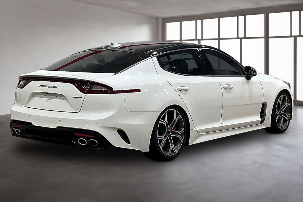 Used 2019 Kia Stinger GT1 image 2