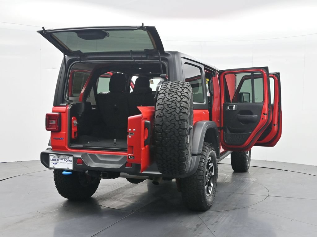 Used 2024 Jeep Wrangler Unlimited Rubicon 4xe AWD/4WD image 34