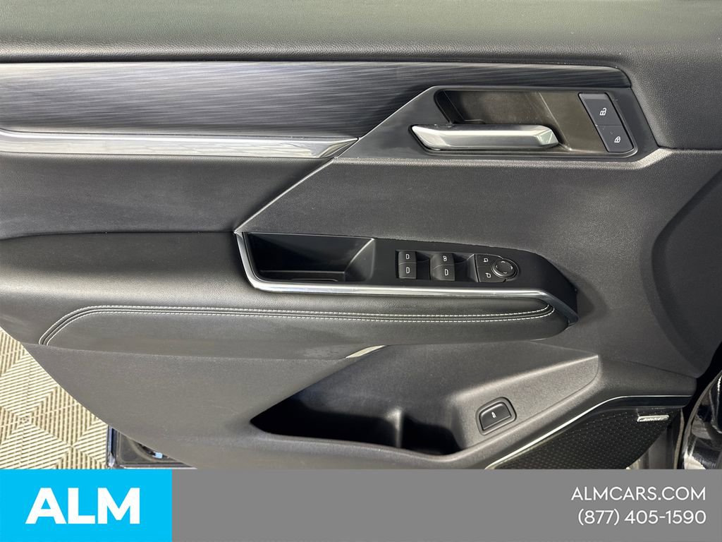 Used 2024 GMC Acadia Elevation image 14