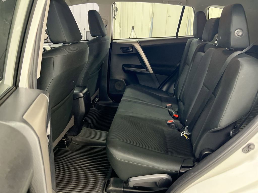 Used 2018 Toyota RAV4 LE w/ All Weather Liner Package image 22