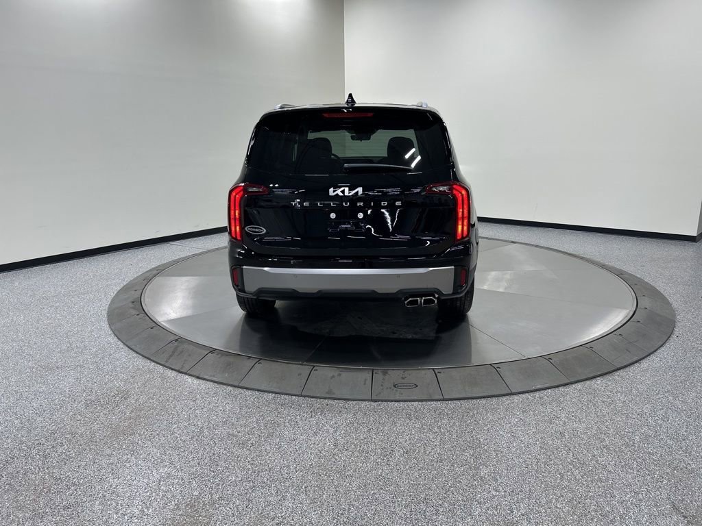New 2025 Kia Telluride S image 5