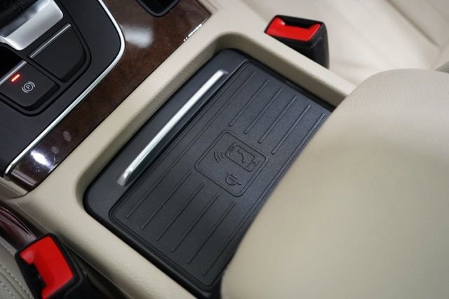 Used 2020 Audi Q5 2.0T Premium w/ Convenience Package image 29