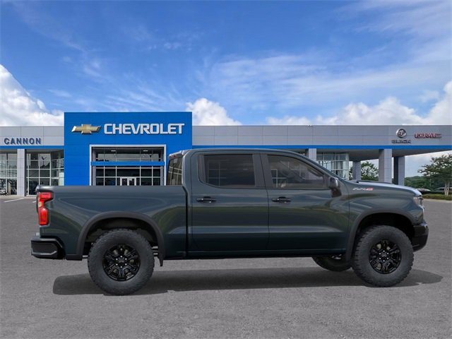 New 2026 Chevrolet Silverado 1500 ZR2 w/ Dark Appearance Package image 5