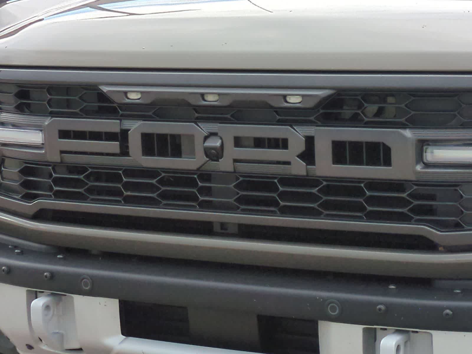 Used 2025 Ford Bronco Raptor w/ Interior Carbon Fiber Pack AWD/4WD image 12