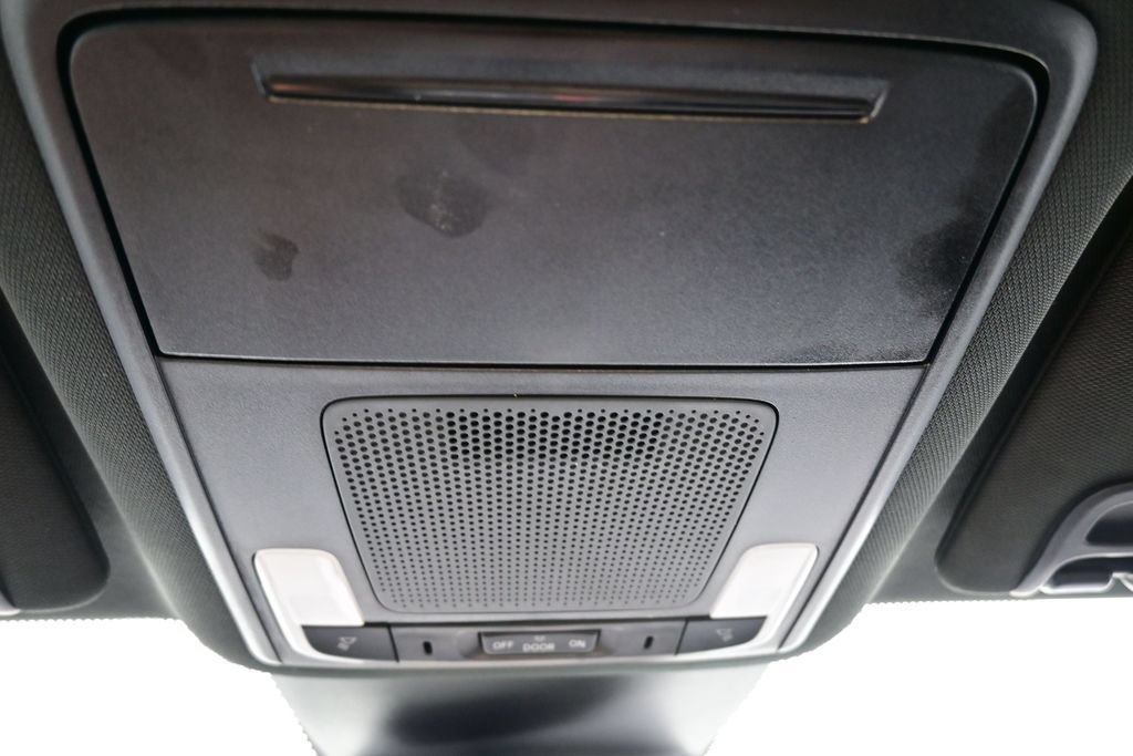Certified 2023 Honda Pilot Sport image 47