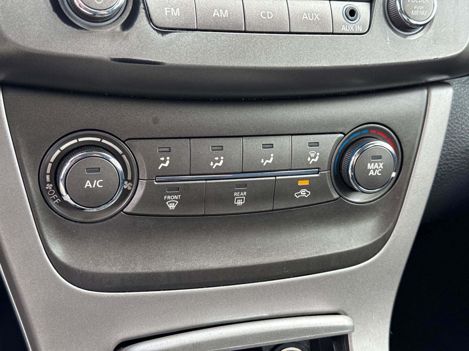 Used 2014 Nissan Sentra SV image 31