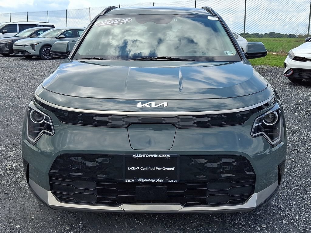 Certified 2023 Kia Niro Wind w/ Wind Preserve Package FWD image 2
