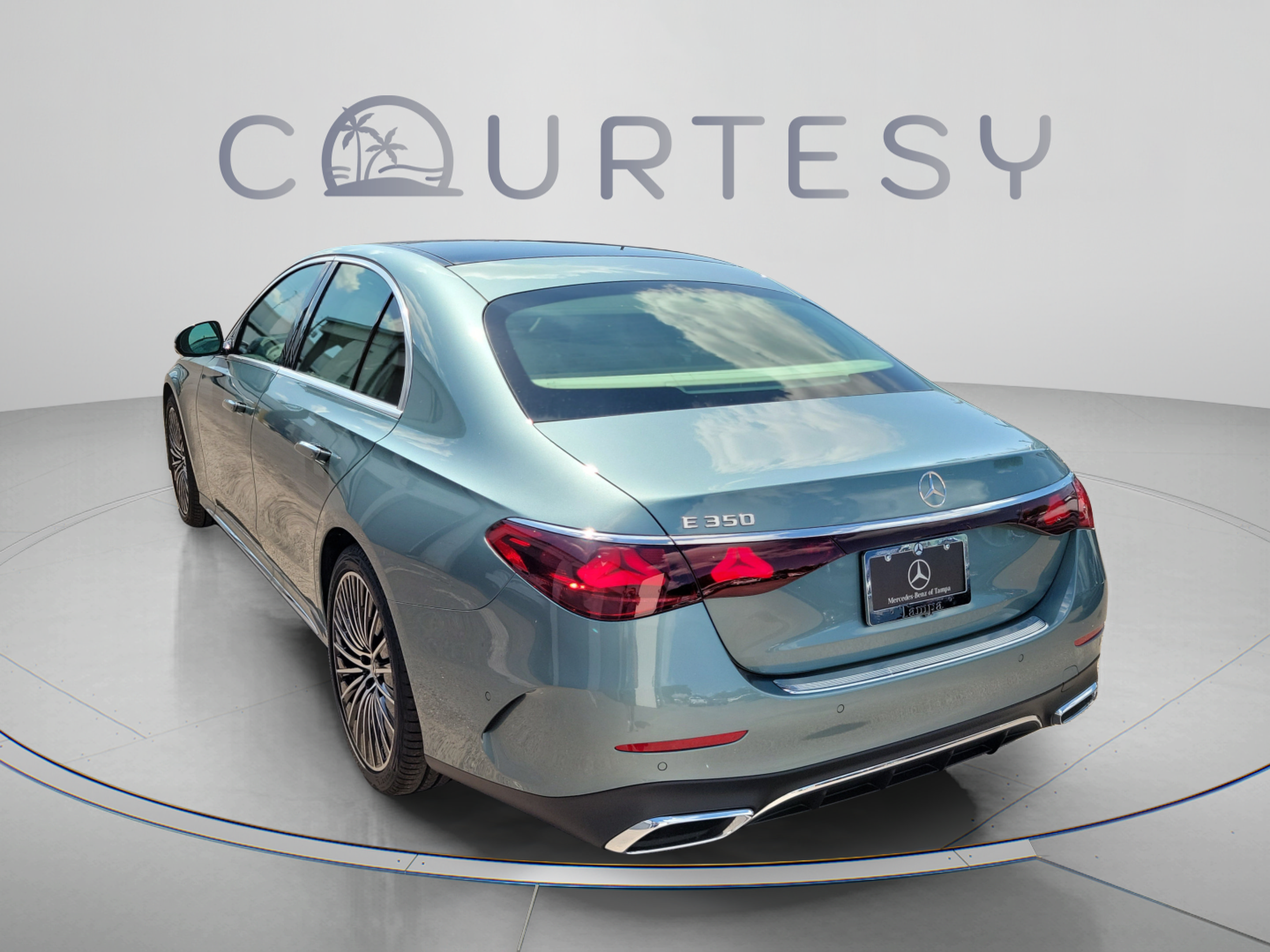 New 2026 Mercedes-Benz E 350 Sedan image 2