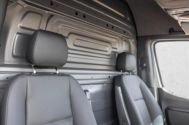 New 2026 Mercedes-Benz Sprinter 2500 image 25