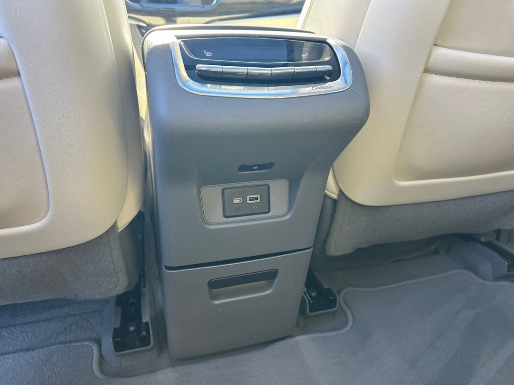 Certified 2022 Cadillac XT6 Premium Luxury w/ Technology Package image 22