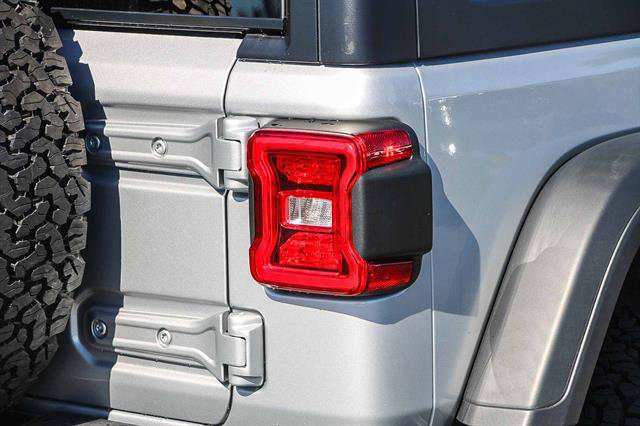 New 2023 Jeep Wrangler Unlimited Rubicon 4xe image 12