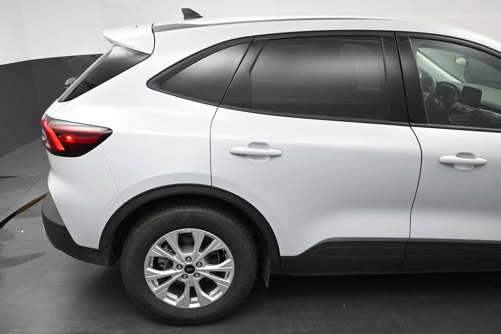 Certified 2025 Ford Escape Active w/ Cold Weather Package FWD image 12