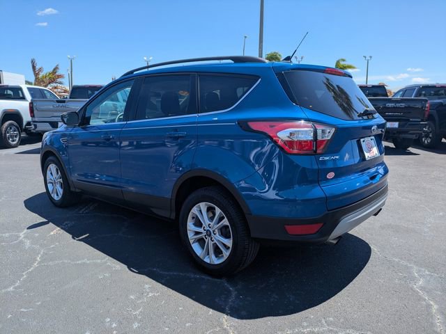 Used 2018 Ford Escape SE w/ SE Sync 3 Package FWD image 6