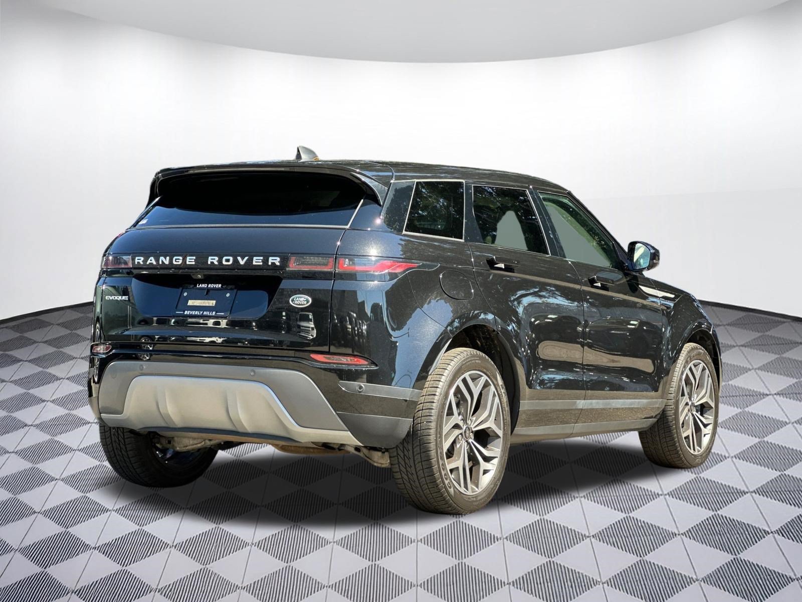 Used 2023 Land Rover Range Rover Evoque SE AWD/4WD image 8