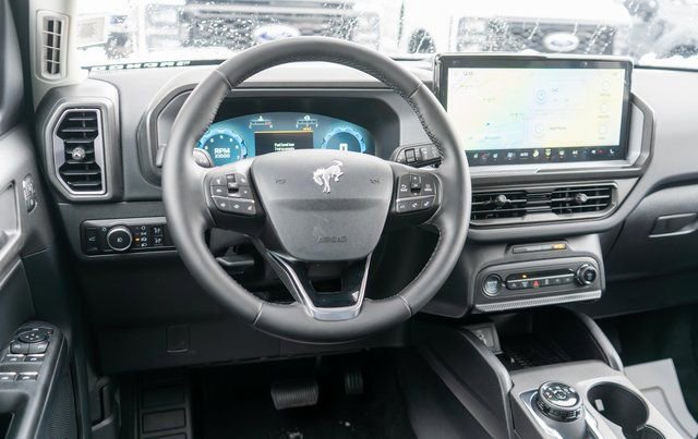 New 2025 Ford Bronco Sport Outer Banks w/ Outer Banks Tech Package+ image 11