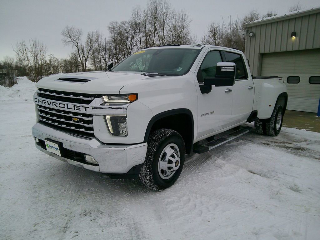 Used 2023 Chevrolet Silverado 3500 LTZ w/ LTZ Convenience Package image 3