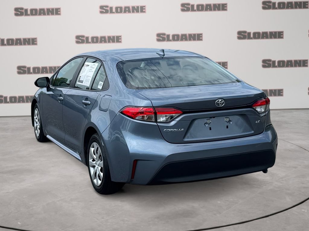 Used 2025 Toyota Corolla LE FWD image 3