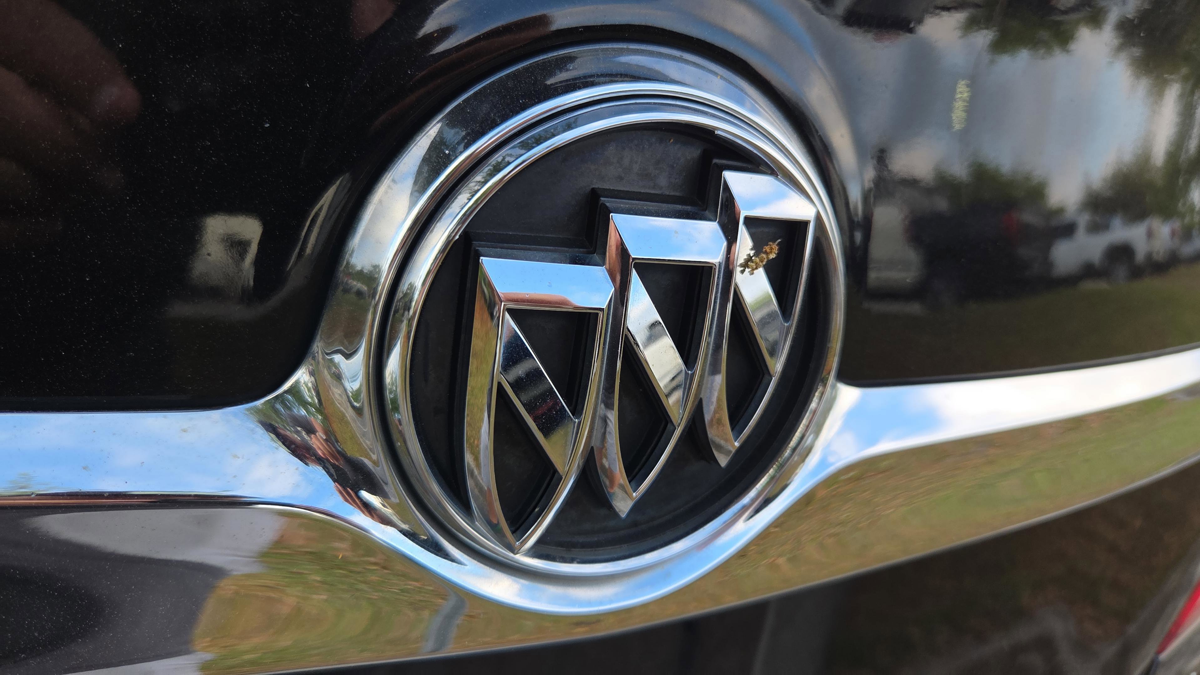 Used 2016 Buick LaCrosse Sport Touring image 14