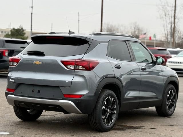 Used 2021 Chevrolet TrailBlazer LT w/ Driver Confidence Package image 38