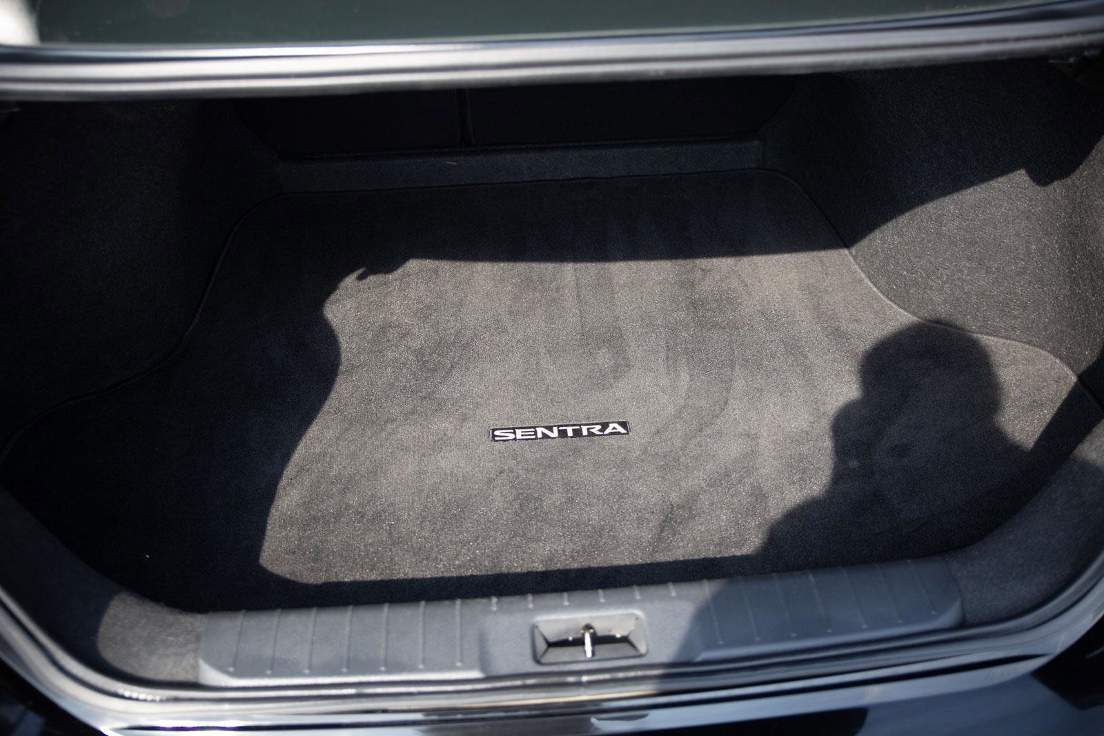 Used 2025 Nissan Sentra SV image 23