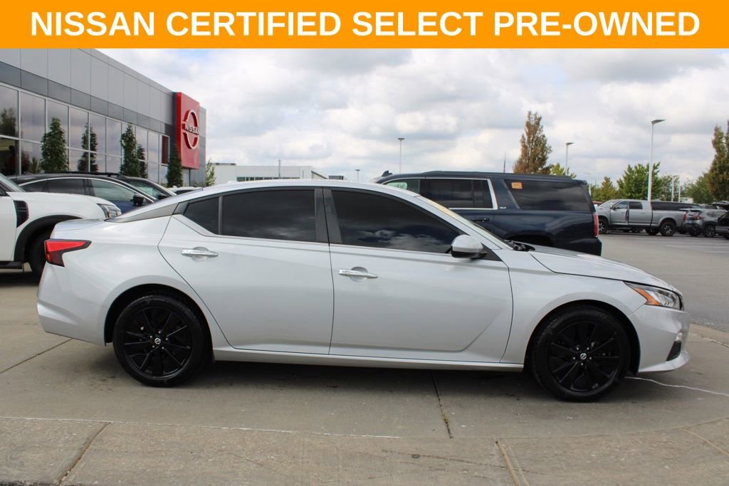 Certified 2021 Nissan Altima 2.5 SV image 6