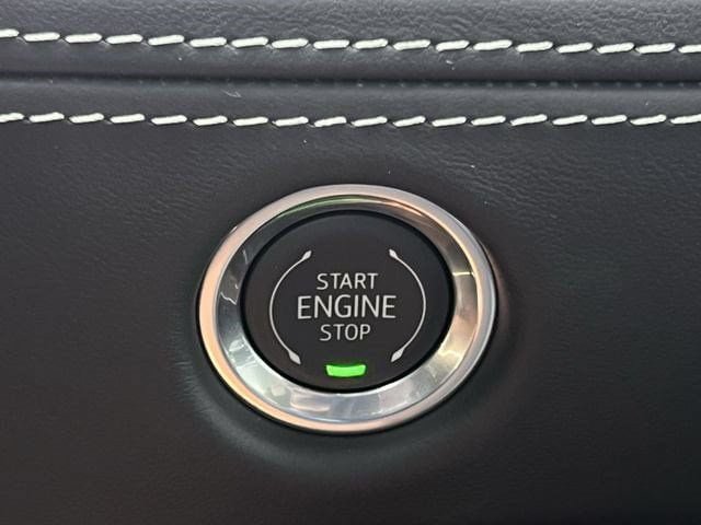New 2026 Cadillac Escalade ESV Platinum Luxury w/ LPO, Radiant Package AWD/4WD image 19