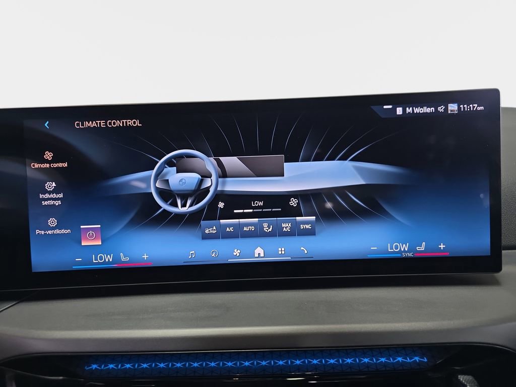 Used 2025 BMW 230i Coupe w/ Convenience Package RWD image 25