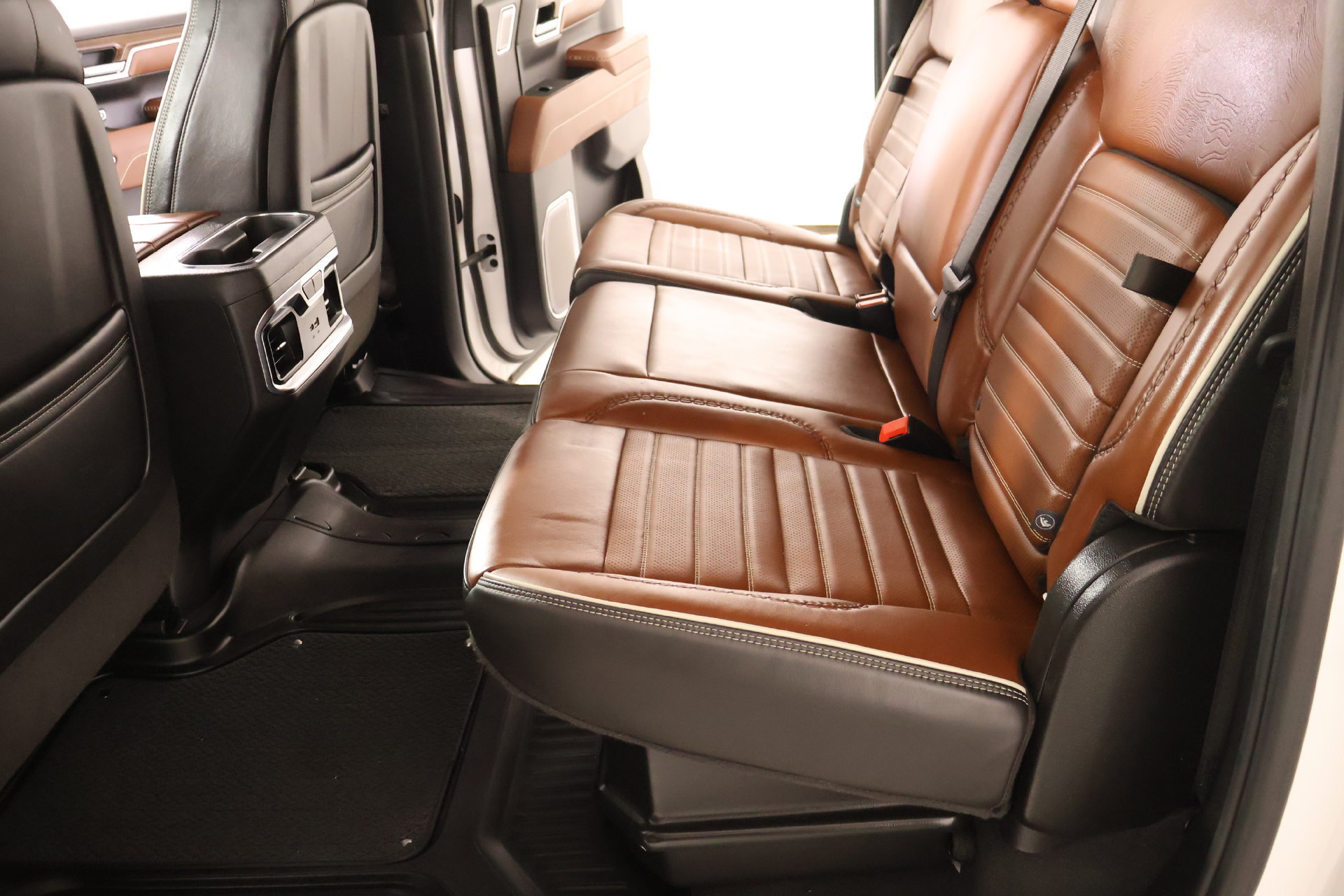 Used 2024 GMC Sierra 1500 Denali Ultimate AWD/4WD image 13