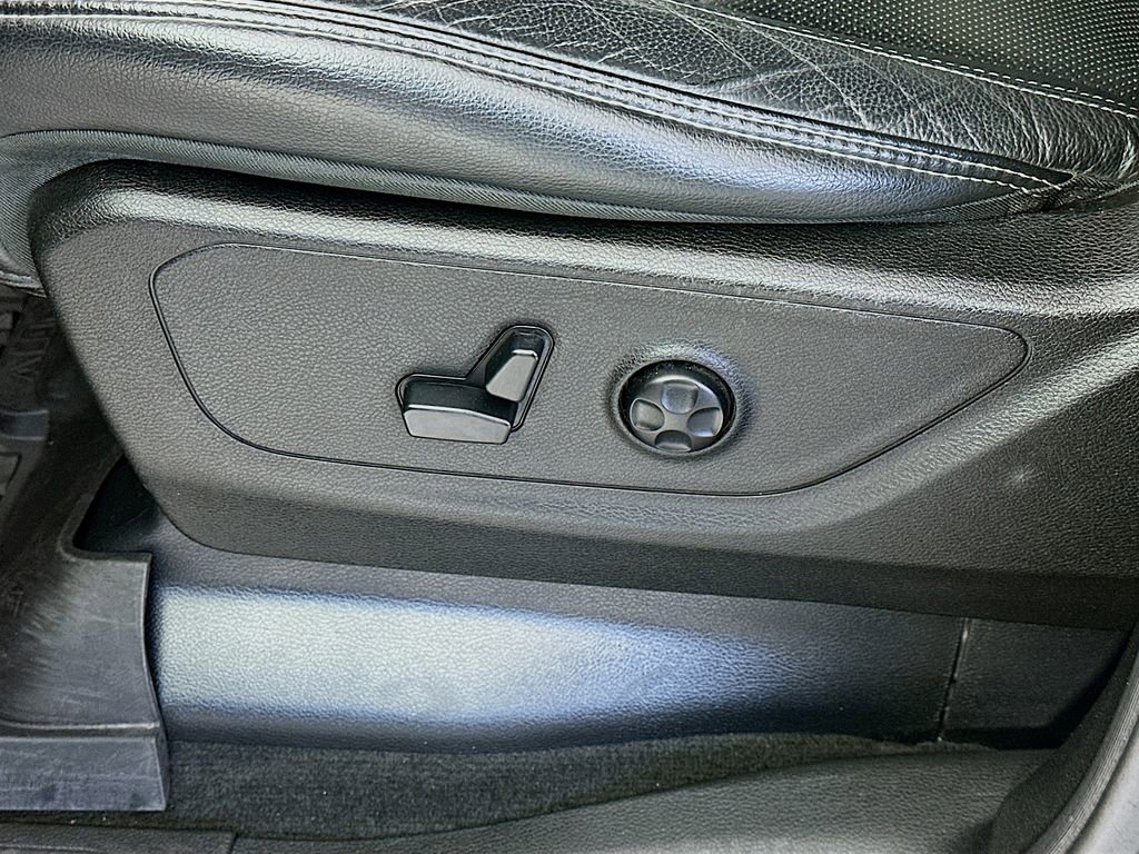 Used 2019 RAM 1500 Rebel w/ Rebel Level 2 Equipment Group AWD/4WD image 22