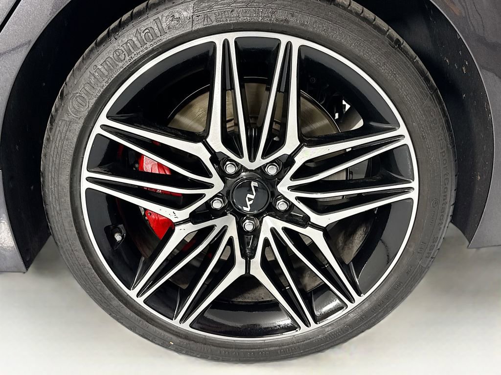 Used 2022 Kia Stinger GT1 w/ Red Interior Color Package image 32
