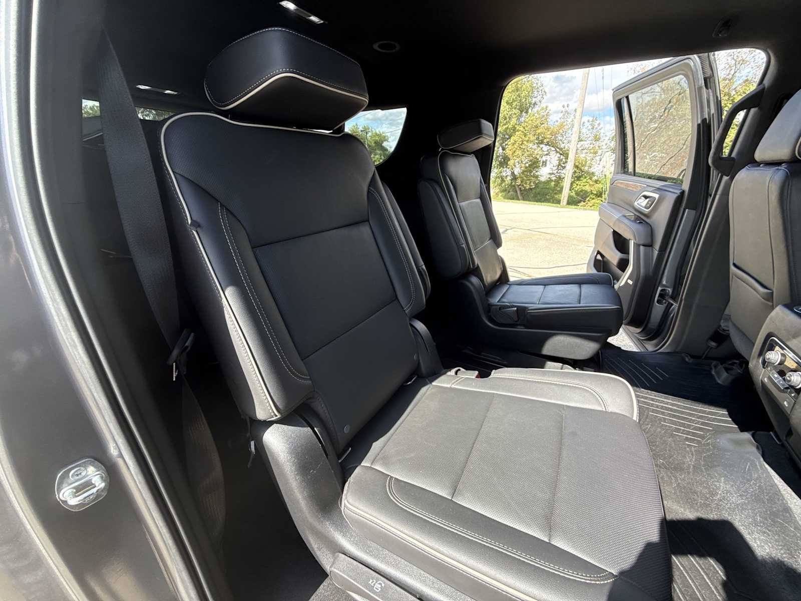 Certified 2021 Chevrolet Suburban Premier AWD/4WD image 27