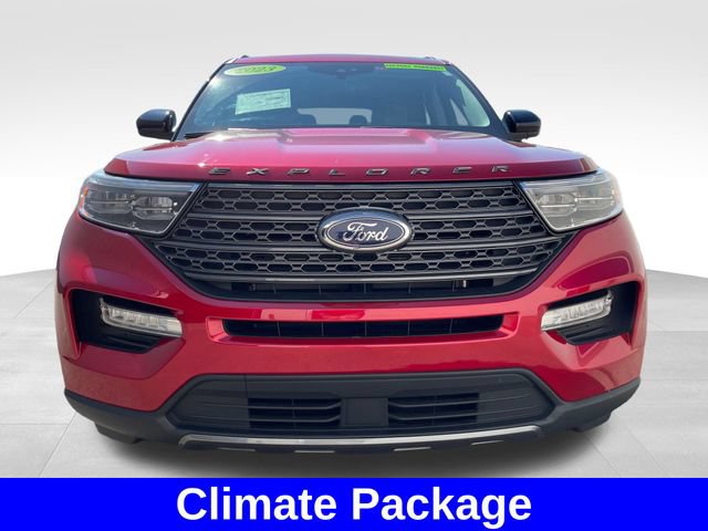 Used 2023 Ford Explorer XLT w/ Equipment Group 202A AWD/4WD image 8
