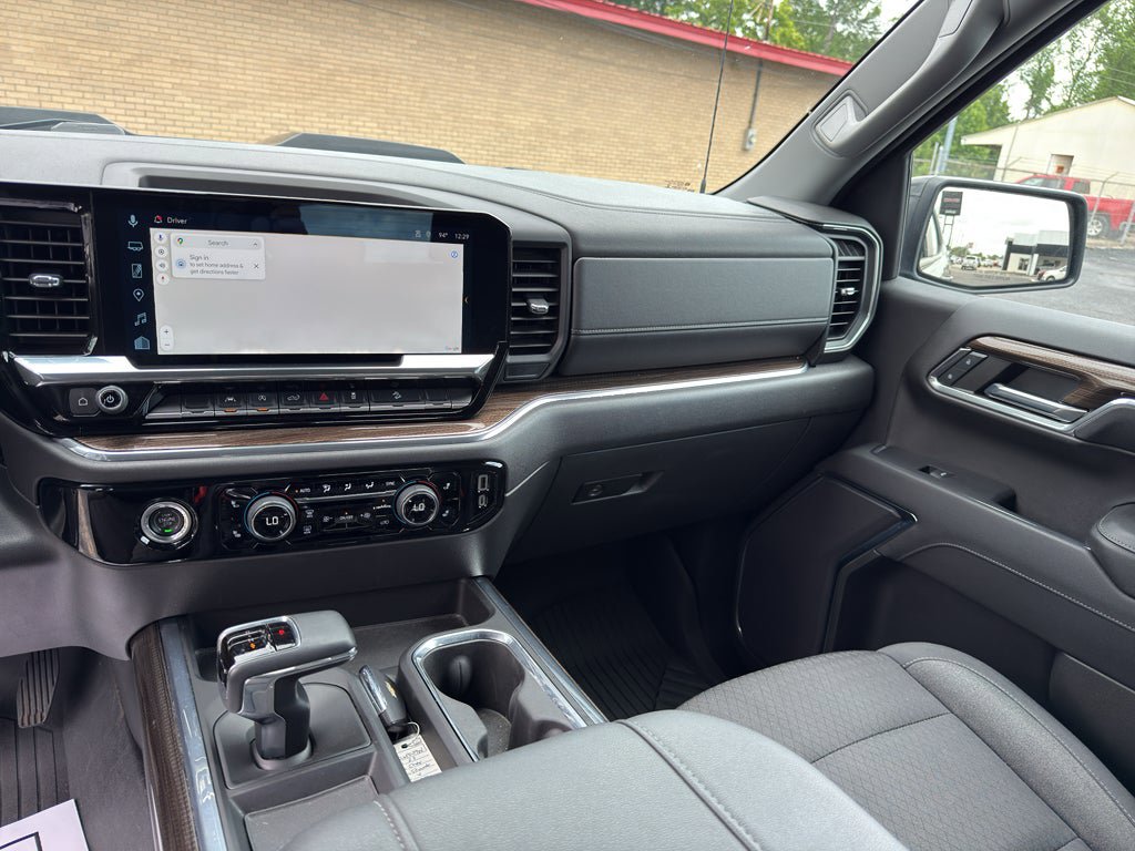 Used 2023 Chevrolet Silverado 1500 LT Trail Boss AWD/4WD image 27
