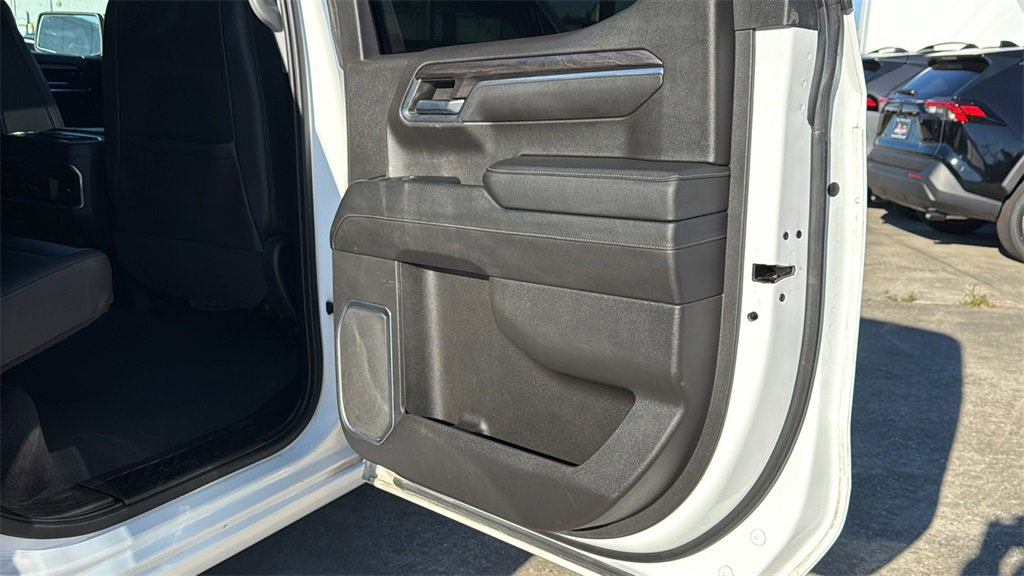 Used 2023 Chevrolet Silverado 1500 LTZ image 28