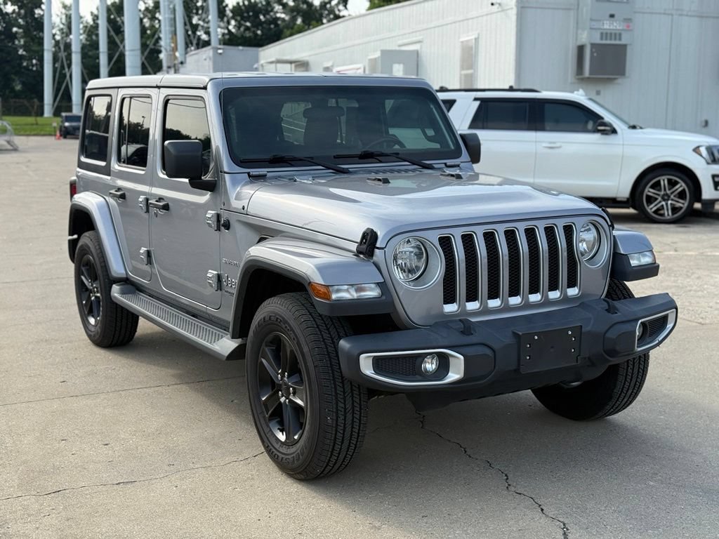 Used 2020 Jeep Wrangler Unlimited Sahara AWD/4WD image 4