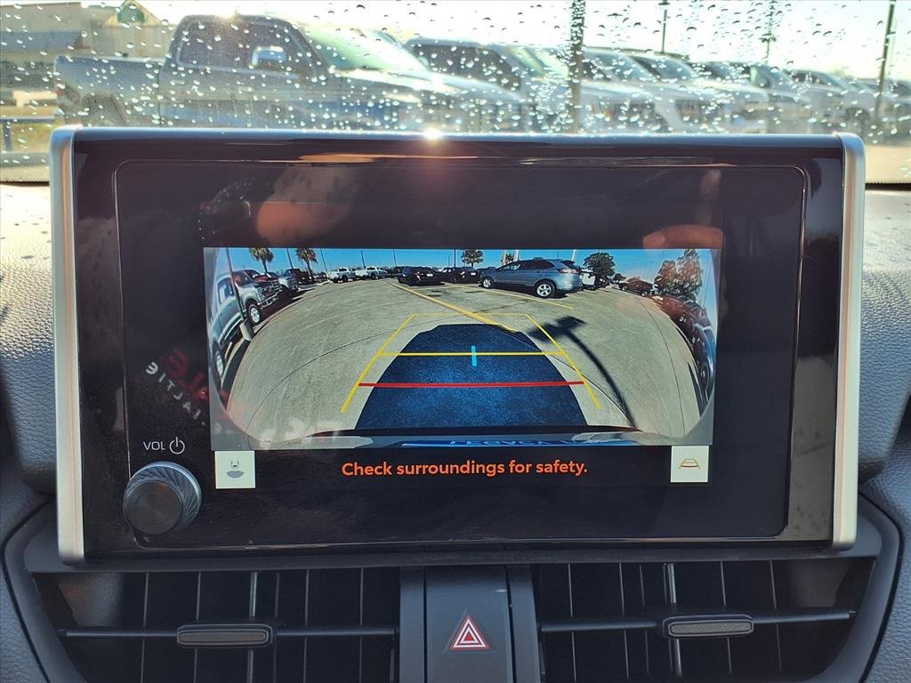 Used 2024 Toyota RAV4 LE image 10