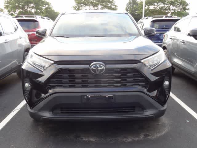 Used 2020 Toyota RAV4 XLE w/ Convenience Package AWD/4WD image 2