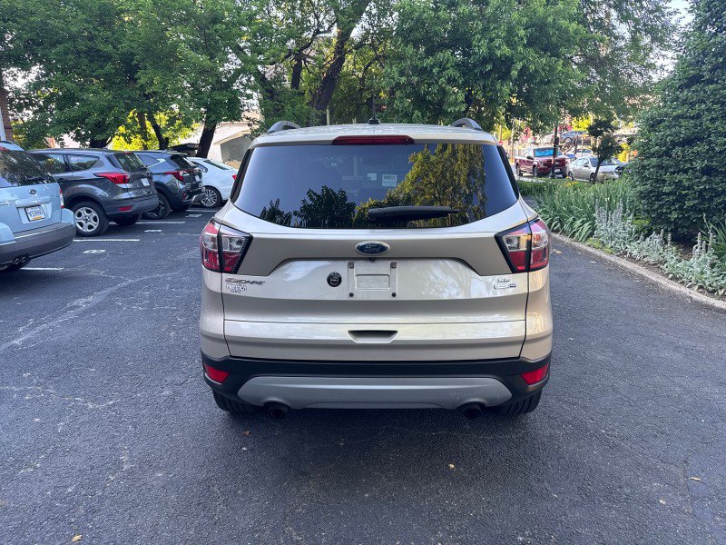 Used 2018 Ford Escape SE AWD/4WD image 9