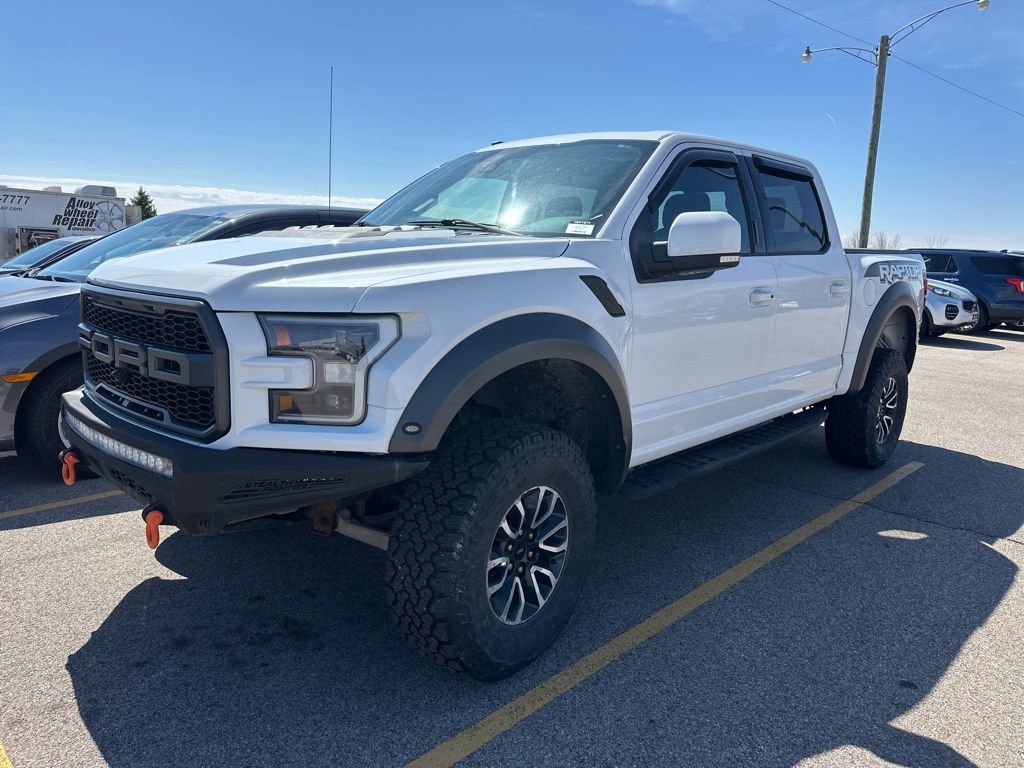 Used 2018 Ford F150 Raptor w/ Equipment Group 802A Luxury image 15