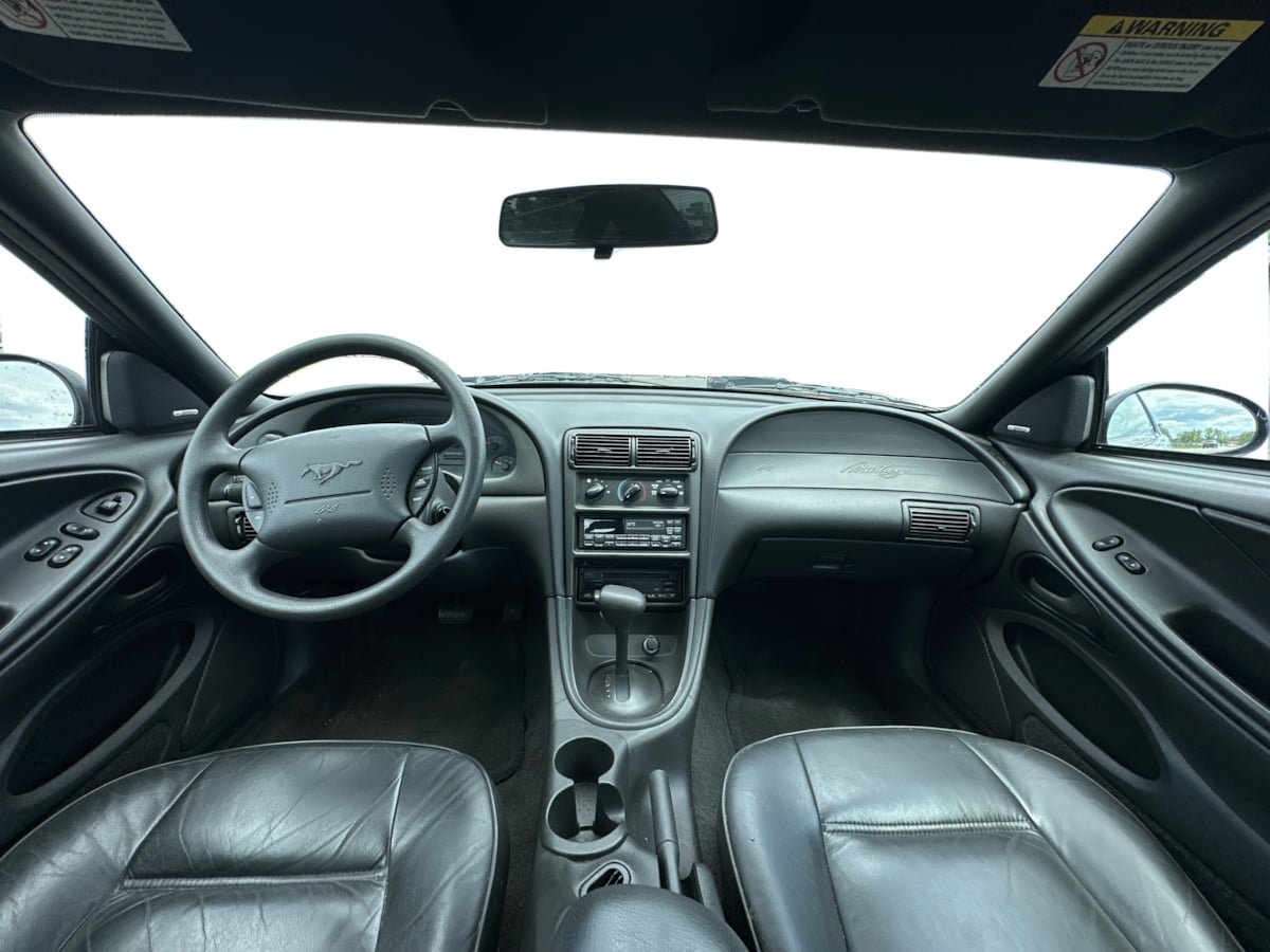 Used 2000 Ford Mustang Coupe RWD image 10