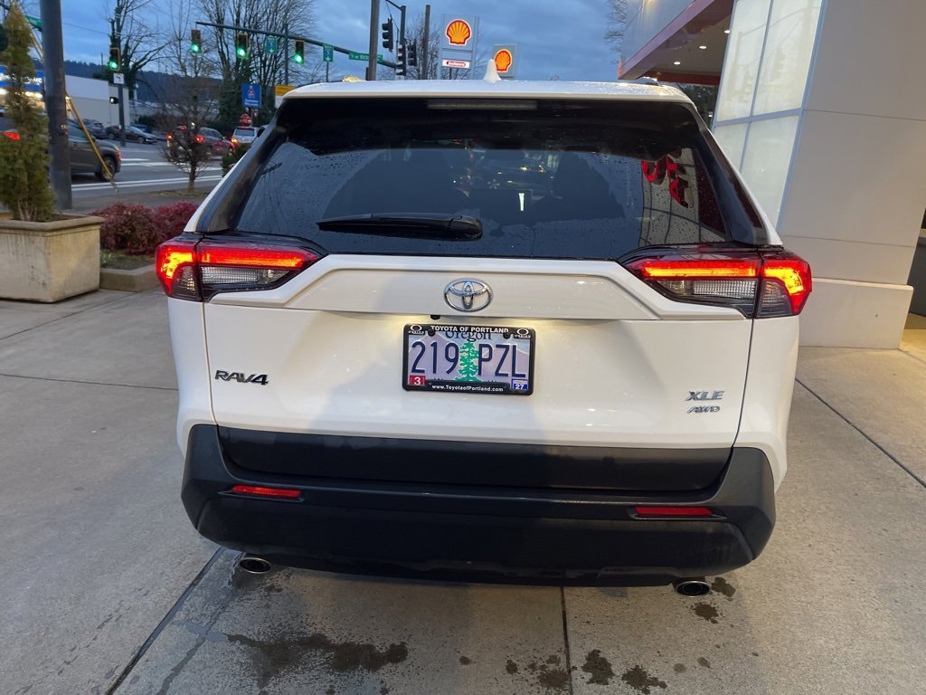 Used 2025 Toyota RAV4 XLE image 7