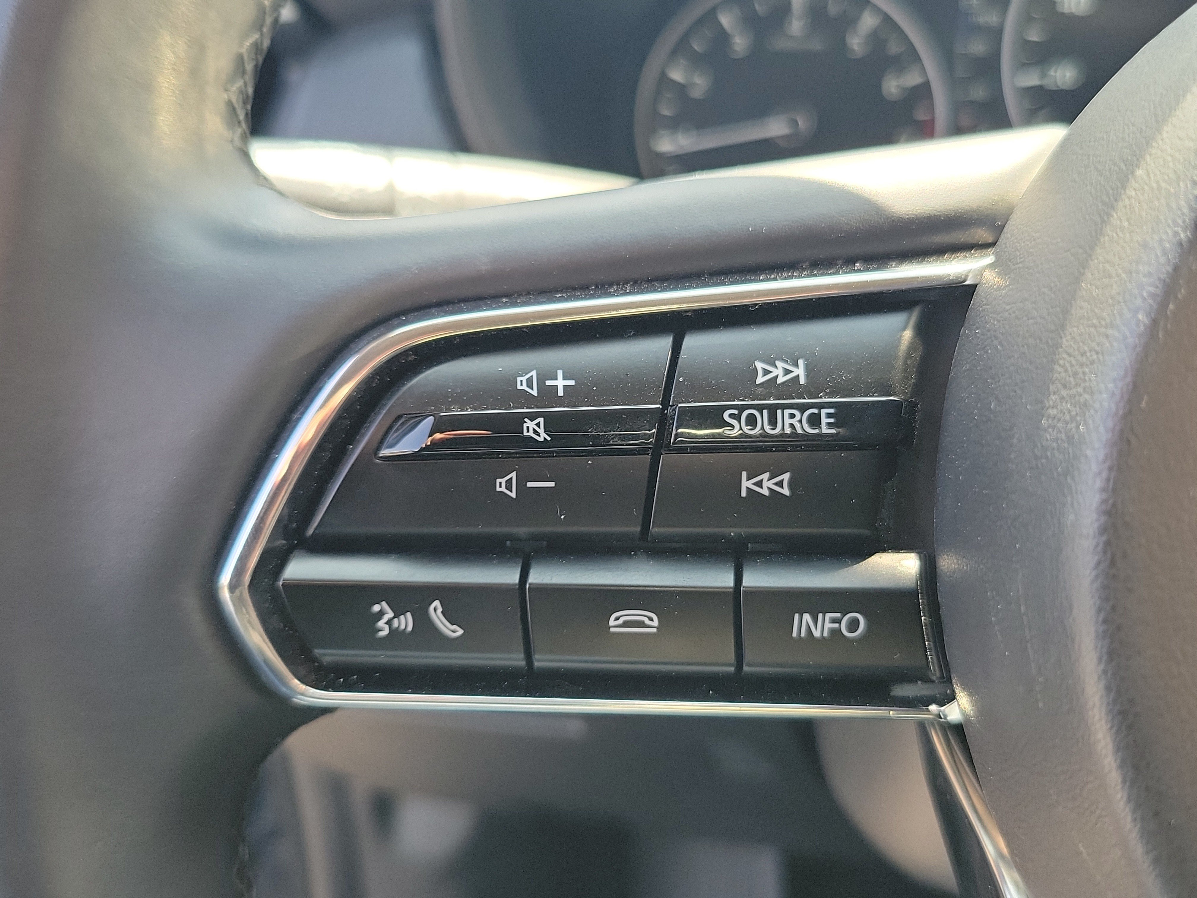 Used 2025 MAZDA CX-90 3.3 Turbo w/ Select Package AWD/4WD image 19
